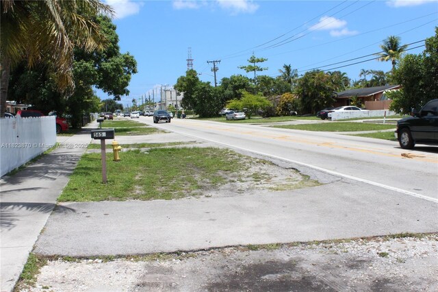 5661 SW 41st St, West Park, FL 33023 - photo 6