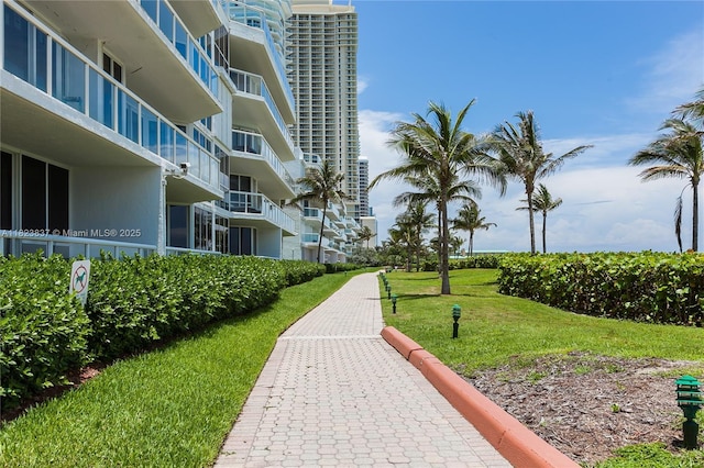 16400 Collins Ave Unit 544, Sunny Isles Beach, FL 33160 - view of community with a lawn