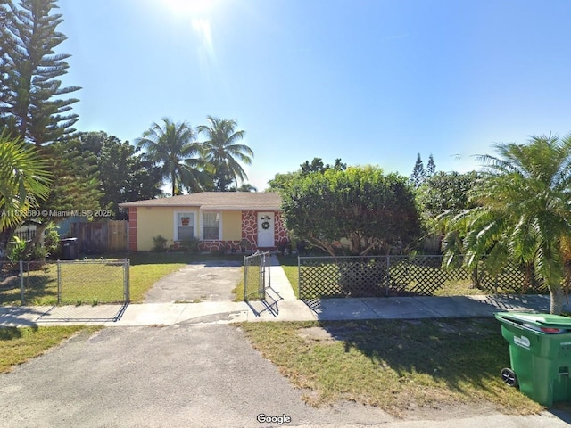 15724 SW 304th Ter, Homestead, FL 33033 - photo 1