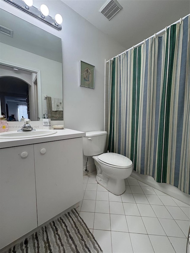 13933 SW 155th Ct, Miami, FL 33196 - full bath featuring tile patterned flooring, vanity, and a shower with shower curtain
