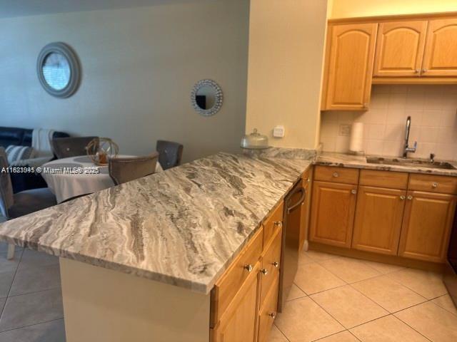 1520 Mckinley St Unit 103E, Hollywood, FL 33020 - photo 3