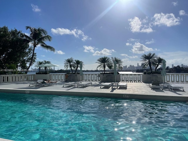5 Island Ave Unit 5G, Miami Beach, FL 33139 - community pool with a patio