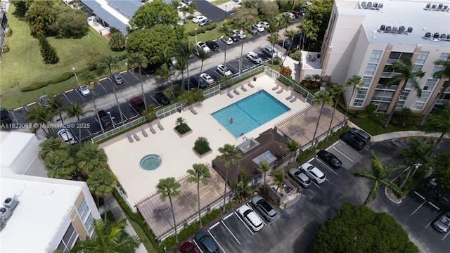 9905 NW 52nd Ln, Doral, FL 33178 - bird's eye view of a pool