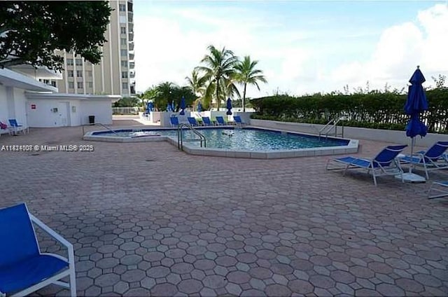 5700 Collins Ave Unit 4N, Miami Beach, FL 33140 - photo 31
