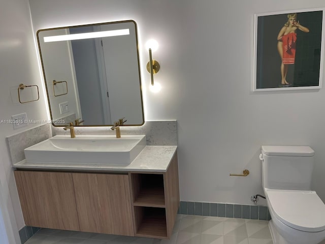 159 NE 6th St Unit 3104, Miami, FL 33132 - bathroom featuring vanity and toilet