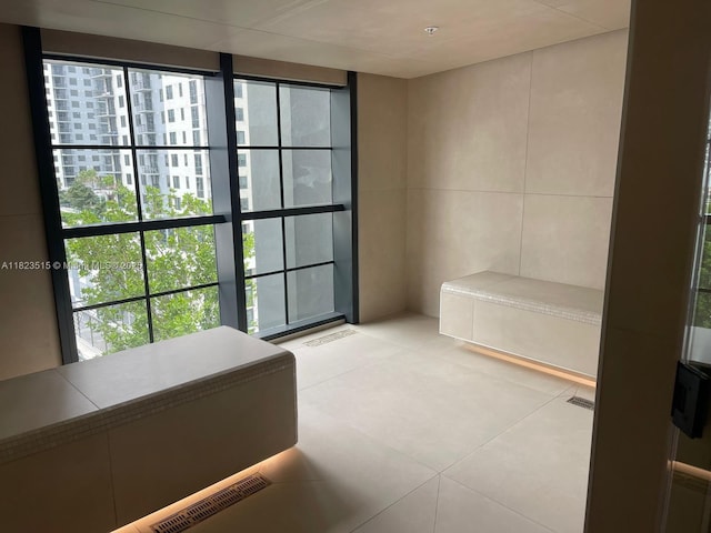 159 NE 6th St Unit 3104, Miami, FL 33132 - bedroom featuring light tile patterned floors