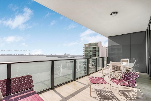 480 NE 31st St Unit 4804, Miami, FL 33137 - balcony featuring a view of city