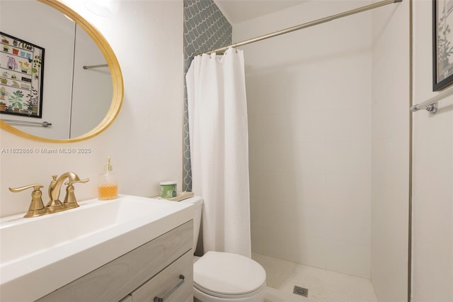3422 SW 25th St, Miami, FL 33133 - bathroom featuring vanity and tiled shower