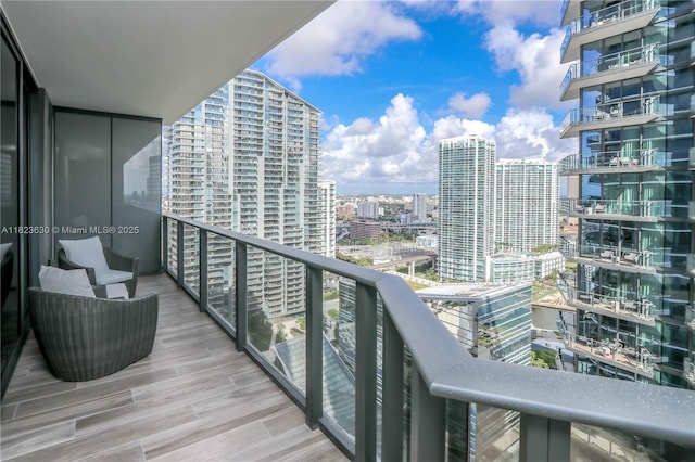 801 S Miami Ave Unit 3108, Miami, FL 33130 - balcony featuring a city view