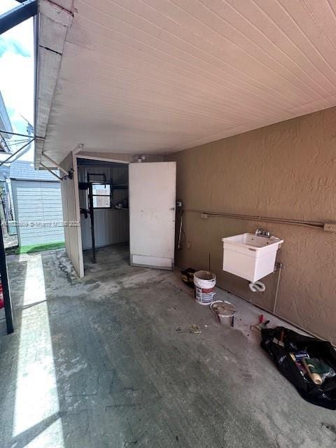 641 SW 99th Pl, Miami, FL 33174 - view of patio / terrace featuring a sink