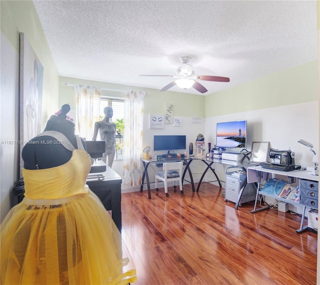 801 NW 156th Ave, Pembroke Pines, FL 33028 - home office with wood finished floors, a ceiling fan, and a textured ceiling