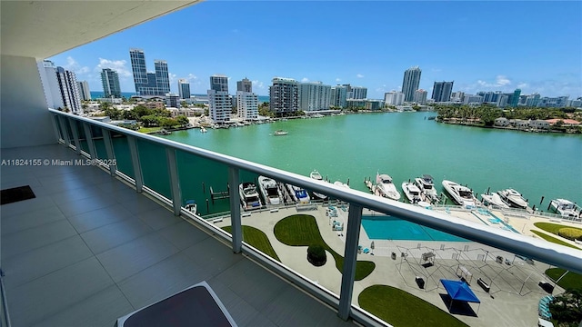 900 Bay Dr Unit 906, Miami Beach, FL 33141 - balcony with a view of skyline and a water view