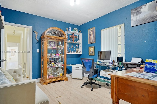 1395 NE 178th St, North Miami Beach, FL 33162 - office space with wood finished floors and a textured wall