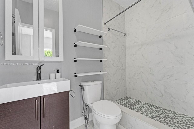 10371 SW 146th St, Miami, FL 33176 - bathroom with tiled shower and vanity