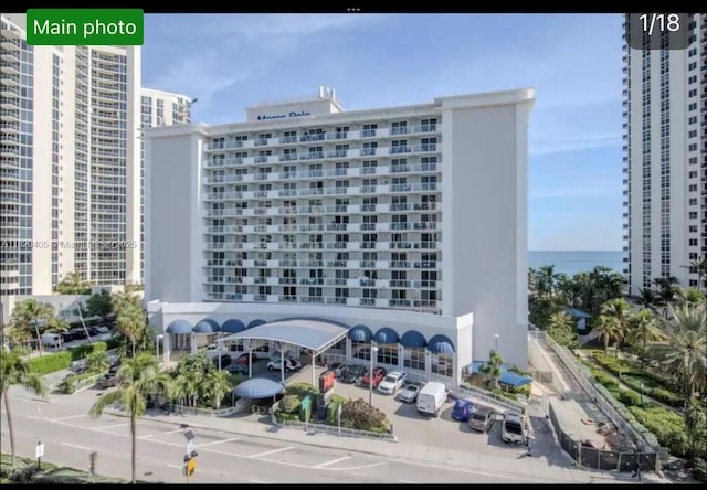 19201 Collins Ave, Sunny Isles Beach, FL 33160 - view of building exterior