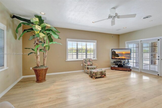 20406 SW 54th Pl, Pembroke Pines, FL 33332 - sitting room featuring light wood-style flooring, a ceiling fan, and recessed lighting