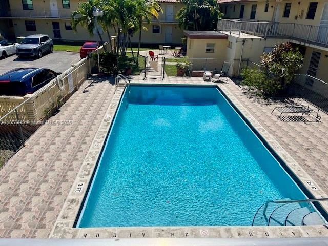8701 SW 12th St Unit 30, Miami, FL 33174 - view of community pool