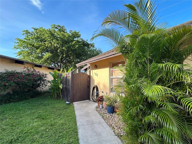 121 Briarwood Cir Unit 1-5, Hollywood, FL 33024 - photo 2