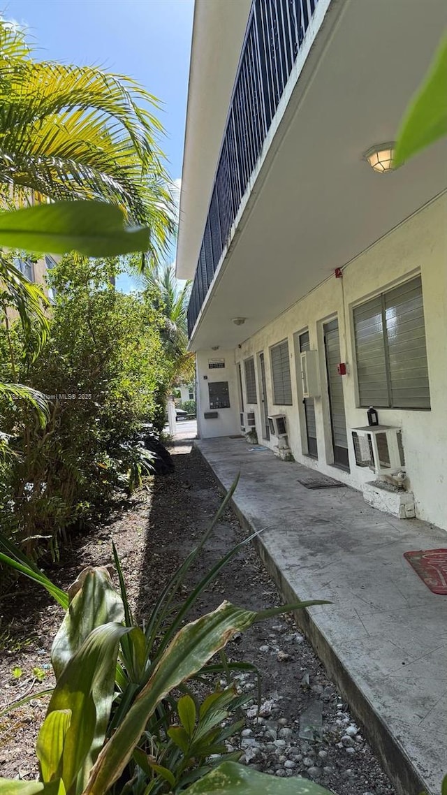 8132 Harding Ave Unit 2, Miami Beach, FL 33141 - patio / terrace featuring a patio area