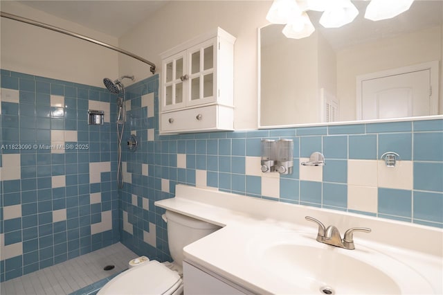 9351 SW 53rd St, Miami, FL 33165 - full bath with a tile shower and vanity