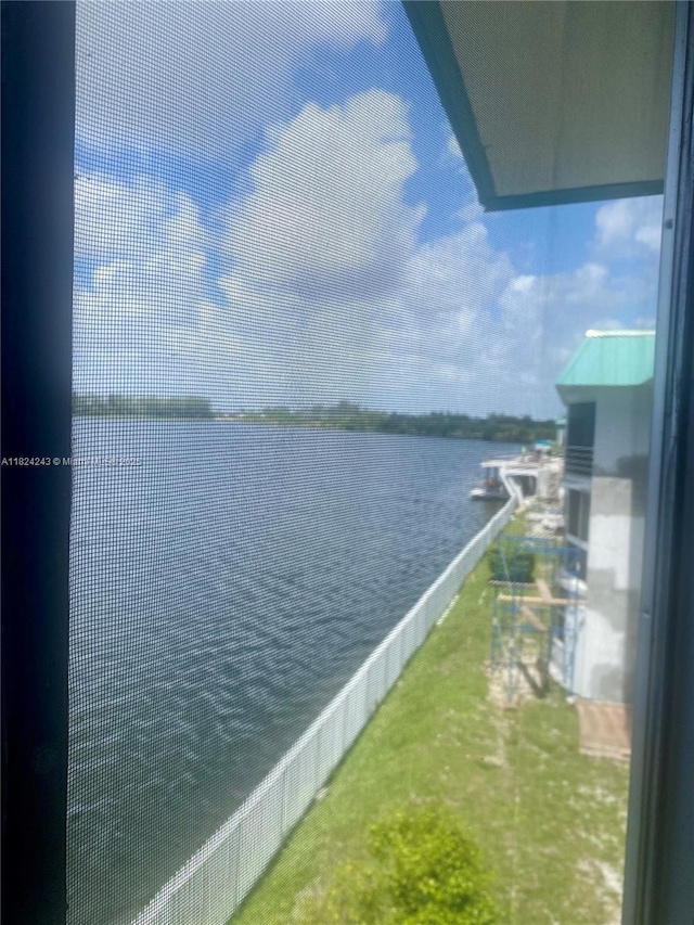 1160 NE 191st St Unit 32, Miami, FL 33179 - water view