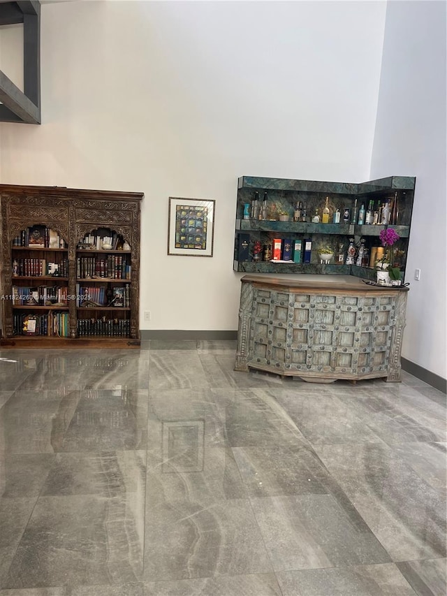 5811 SW 33rd Ter, Hollywood, FL 33312 - indoor dry bar with baseboards