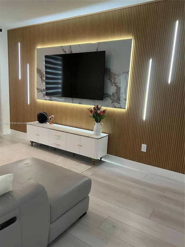 18100 SW 175th St, Miami, FL 33187 - living area featuring wooden walls and light wood-style flooring