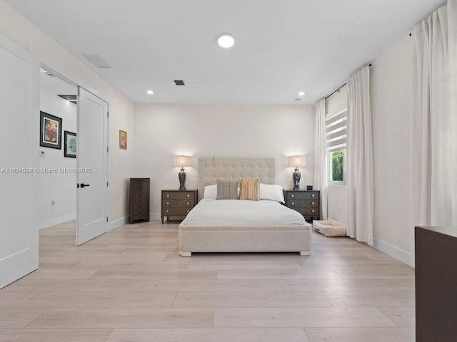 18100 SW 175th St, Miami, FL 33187 - bedroom featuring light wood-style floors and recessed lighting