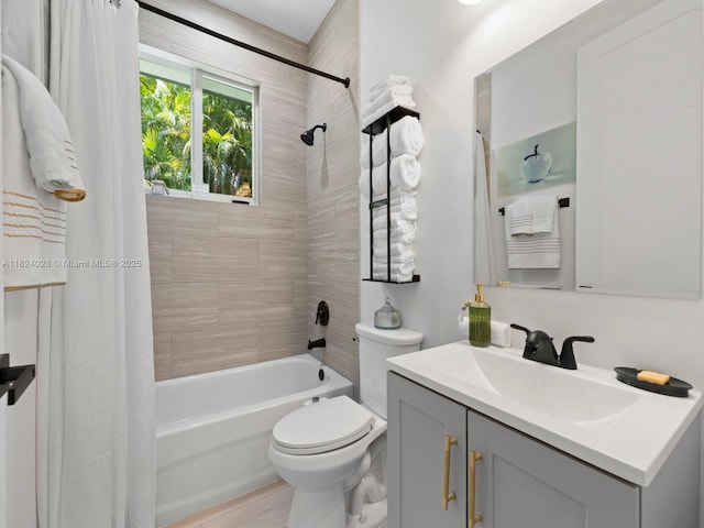 18100 SW 175th St, Miami, FL 33187 - full bath featuring shower / bath combination with curtain, vanity, and wood finished floors