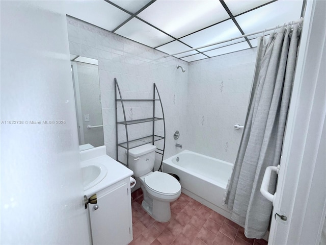 9352 S Belfort Cir Unit 109, Tamarac, FL 33321 - full bathroom with shower / bath combo with shower curtain and vanity