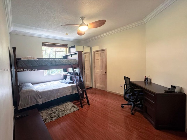 375 Sabal Way, Weston, FL 33326 - bedroom featuring crown molding, wood finished floors, an office area, a textured ceiling, and ceiling fan