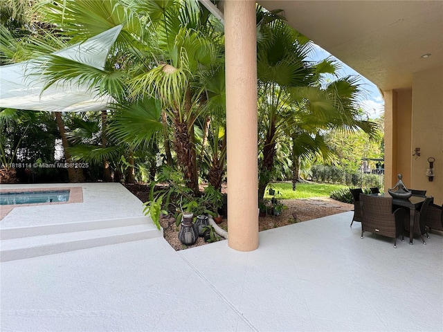 375 Sabal Way, Weston, FL 33326 - view of patio