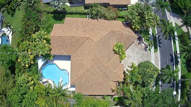 375 Sabal Way, Weston, FL 33326 - view from above of property with a pool area