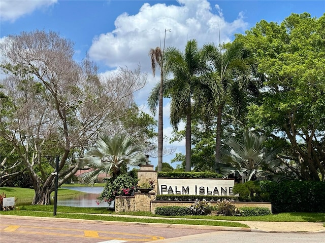 375 Sabal Way, Weston, FL 33326 - community / neighborhood sign with a water view