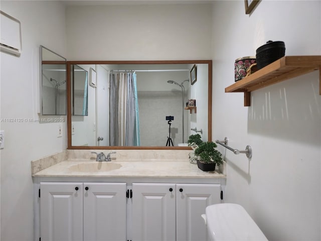 9410 S Meadows Cir, Miramar, FL 33025 - bathroom featuring a wall unit AC, vanity, and a shower with curtain