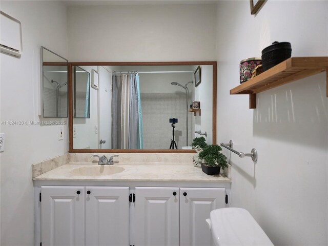 9410 S Meadows Cir, Miramar, FL 33025 - bathroom featuring a wall unit AC, vanity, and a shower with curtain