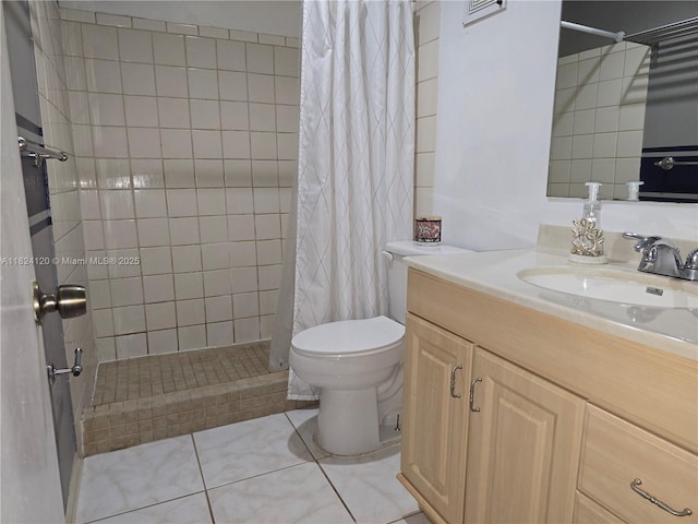 9410 S Meadows Cir, Miramar, FL 33025 - bathroom with vanity, a tile shower, and tile patterned floors