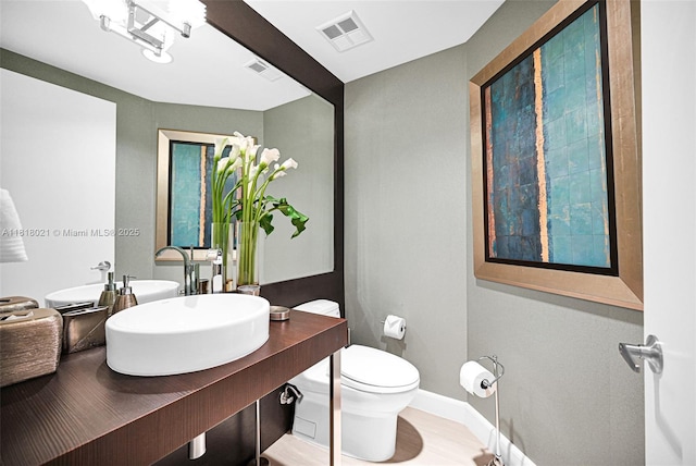 2711 S Ocean Dr Unit 3003, Hollywood, FL 33019 - bathroom with toilet and a sink