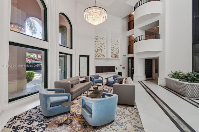 140 SE 5th Ave Unit 438, Boca Raton, FL 33432 - common area with a high ceiling