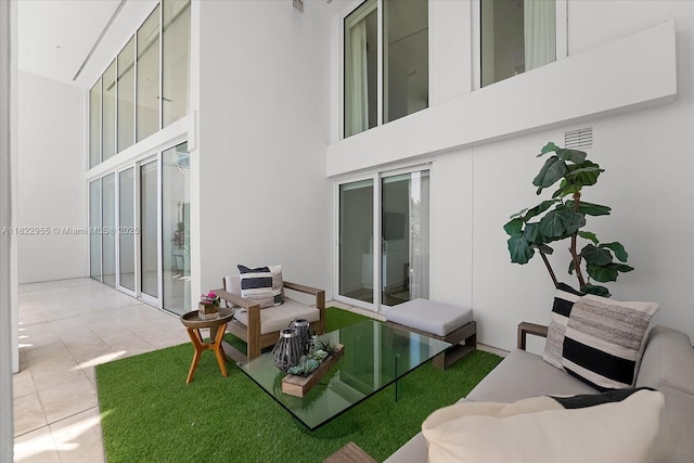4701 N Meridian Ave Unit 217, Miami Beach, FL 33140 - view of patio / terrace