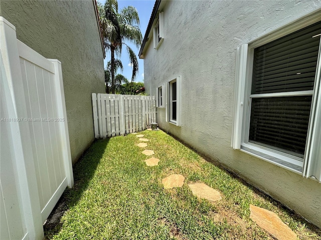 535 SW 181st Way, Pembroke Pines, FL 33029 - view of yard