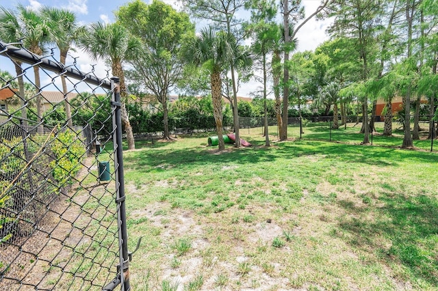 4183 N Haverhill Rd Unit 710, West Palm Beach, FL 33417 - view of yard