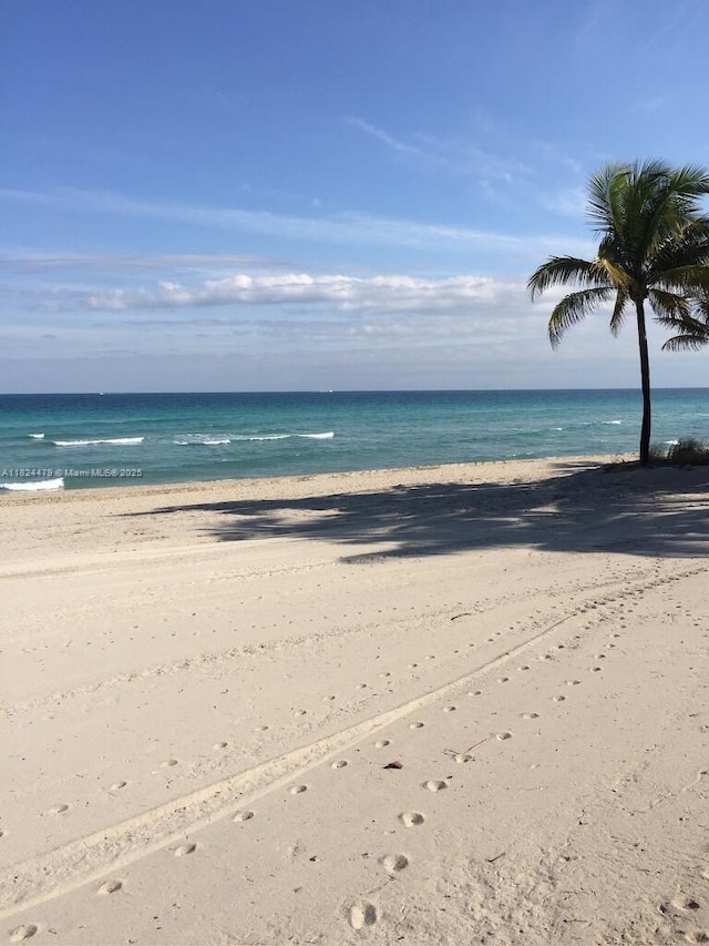 625 Ocean Blvd, Golden Beach, FL 33160 - photo 4