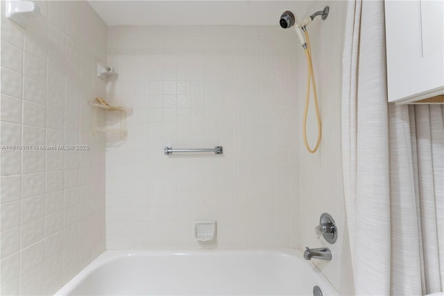 1704 Andros Isle Unit C2, Coconut Creek, FL 33066 - full bathroom with shower / bath combination with curtain