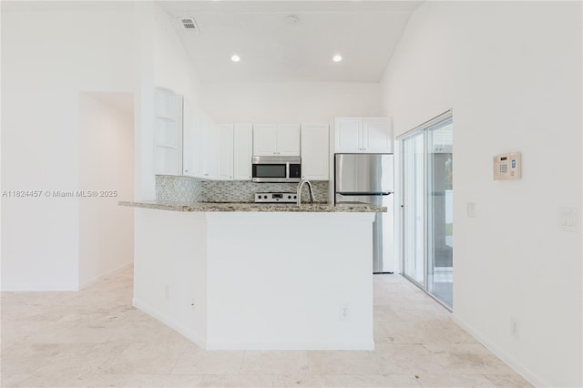922 Falling Water Rd, Weston, FL 33326 - photo 7