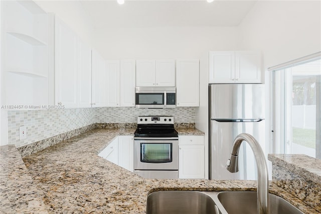 922 Falling Water Rd, Weston, FL 33326 - photo 9