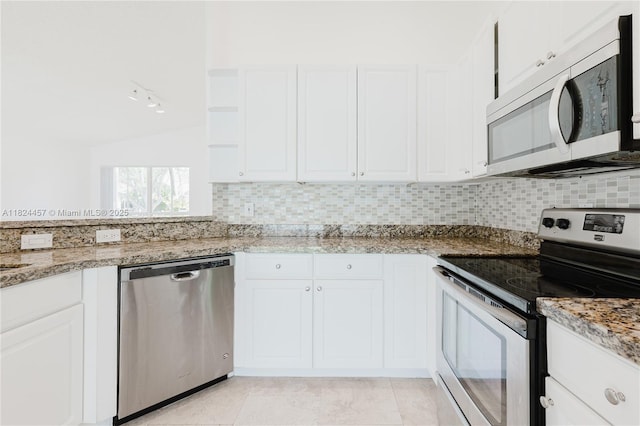 922 Falling Water Rd, Weston, FL 33326 - photo 10