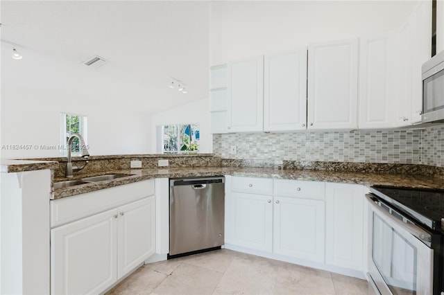 922 Falling Water Rd, Weston, FL 33326 - photo 11