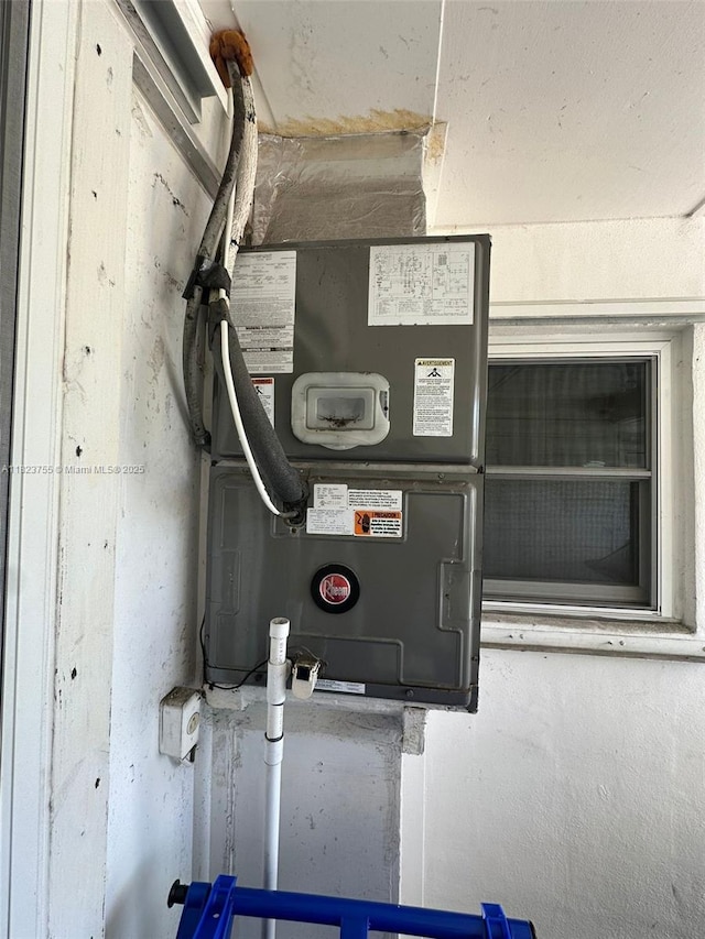 3180 NE 10th Ter, Pompano Beach, FL 33064 - view of utility room