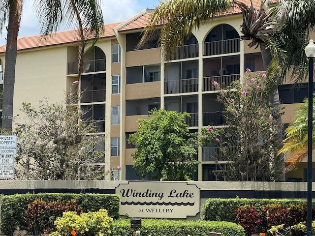 10017 Winding Lake Rd Unit 201, Sunrise, FL 33351 - photo 1